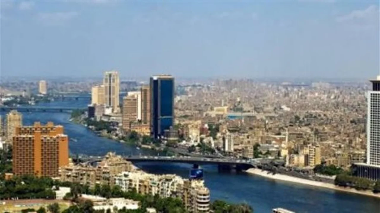 انخفاض ملموس.. كيف تستعد لموجة البرد وتقلبات طقس الثلاثاء 17 فبراير؟